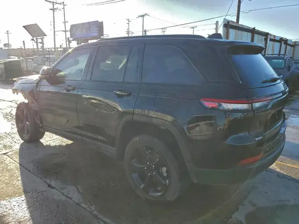 1C4RJGAG6PC662909 2023 JEEP GRAND CHEROKEE - Image 2