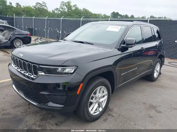 2025 JEEP GRAND CHEROKEE IAAI lot 42430965 auction photo 2