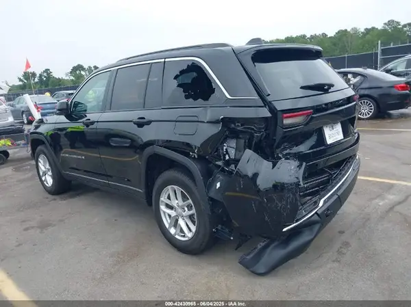 2025 JEEP GRAND CHEROKEE IAAI lot 42430965 auction photo 3