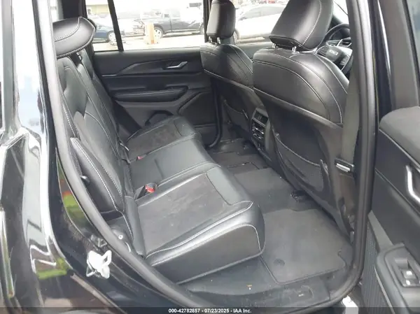 1C4RJGAG7PC566951 2023 JEEP GRAND CHEROKEE - Image 8