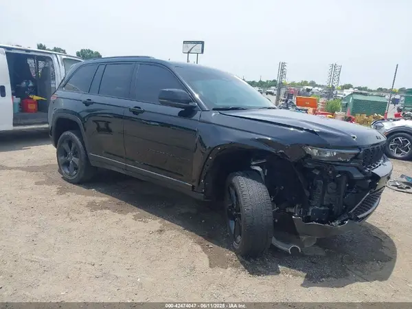 1C4RJGAG7PC648078 2023 JEEP GRAND CHEROKEE - Image 1