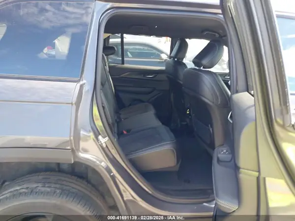 1C4RJGAG7RC206579 2024 JEEP GRAND CHEROKEE - Image 8