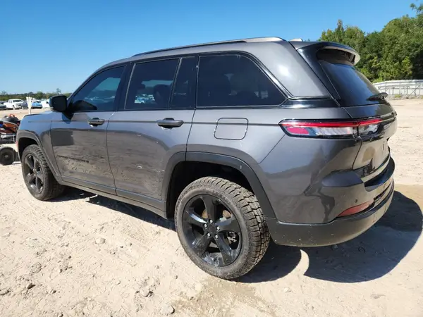 1C4RJGAG8P8891384 2023 JEEP GRAND CHEROKEE - Image 2