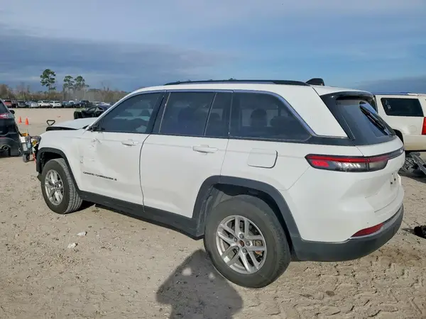 1C4RJGAG8PC567025 2023 JEEP GRAND CHEROKEE - Image 2