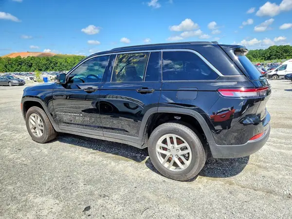 1C4RJGAG8SC370896 2025 JEEP GRAND CHEROKEE - Image 2