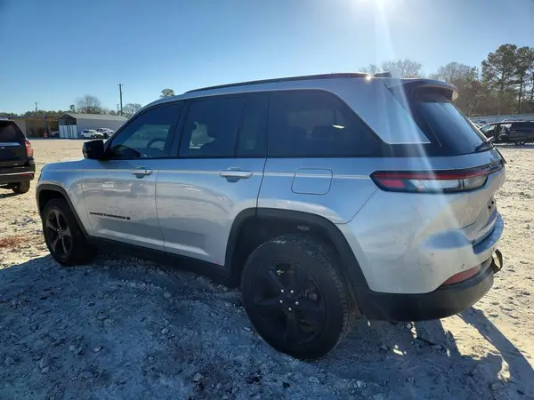 1C4RJGAG9N8596419 2022 JEEP GRAND CHEROKEE - Image 2