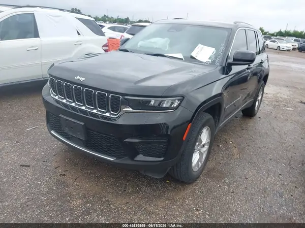 1C4RJGAG9PC525074 2023 JEEP GRAND CHEROKEE - Image 2