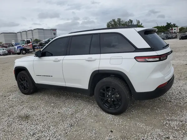 1C4RJGAG9RC259378 2024 JEEP GRAND CHEROKEE - Image 2