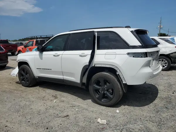 1C4RJGAGXPC552901 2023 JEEP GRAND CHEROKEE - Image 2