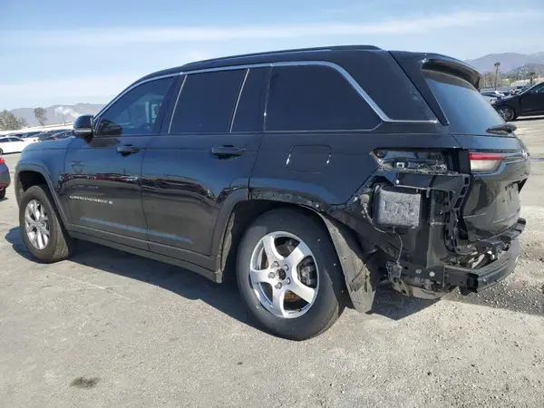 1C4RJGBG0PC610075 2023 JEEP GRAND CHEROKEE - Image 2