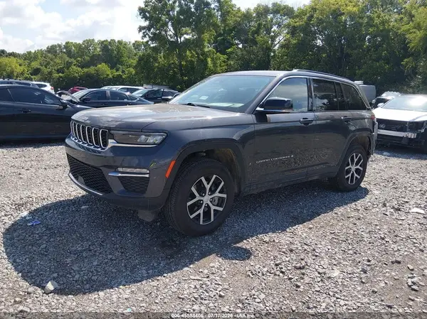 1C4RJGBG0R8515876 2024 JEEP GRAND CHEROKEE - Image 2