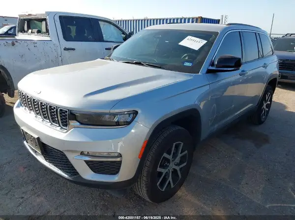 1C4RJGBG0RC158101 2024 JEEP GRAND CHEROKEE - Image 2