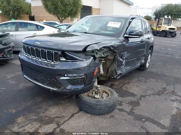 1C4RJGBG2N8618579 2022 JEEP GRAND CHEROKEE - Image 2