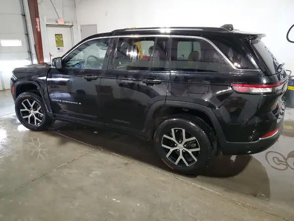 1C4RJGBG2PC538148 2023 JEEP GRAND CHEROKEE - Image 2