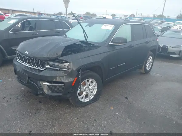 1C4RJGBG2PC662887 2023 JEEP GRAND CHEROKEE - Image 2