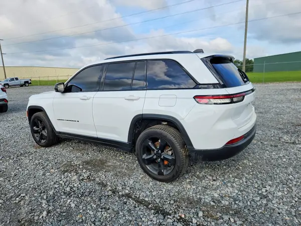 1C4RJGBG2S8671956 2025 JEEP GRAND CHEROKEE - Image 2