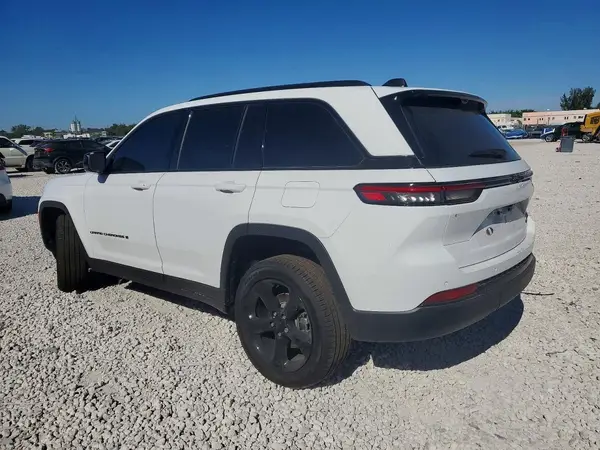 1C4RJGBG2SC349511 2025 JEEP GRAND CHEROKEE - Image 2