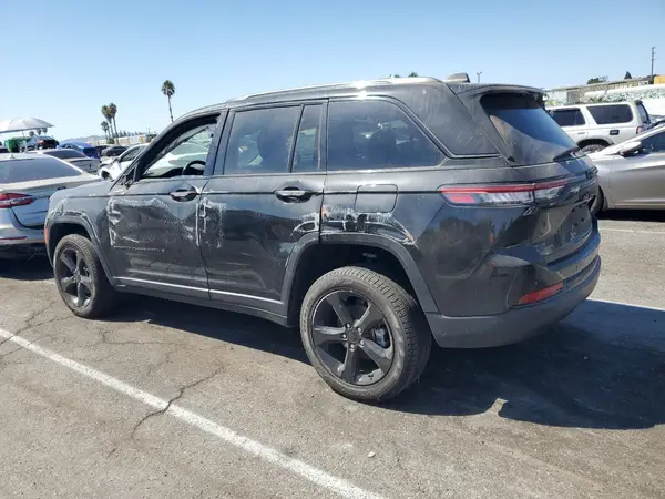 1C4RJGBG3PC509693 2023 JEEP GRAND CHEROKEE - Image 2