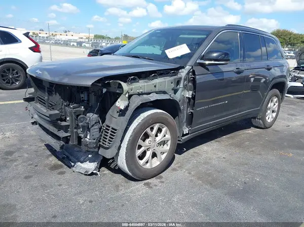 1C4RJGBG3PC545030 2023 JEEP GRAND CHEROKEE - Image 2