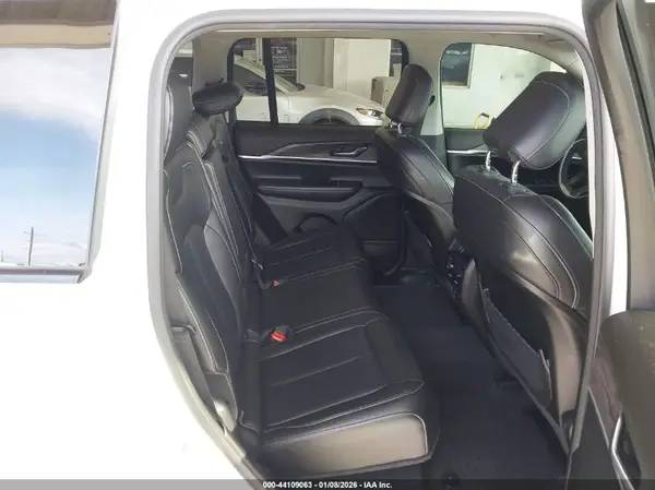 1C4RJGBG4PC502719 2023 JEEP GRAND CHEROKEE - Image 8