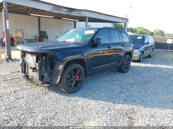 1C4RJGBG4PC503126 2023 JEEP GRAND CHEROKEE - Image 2