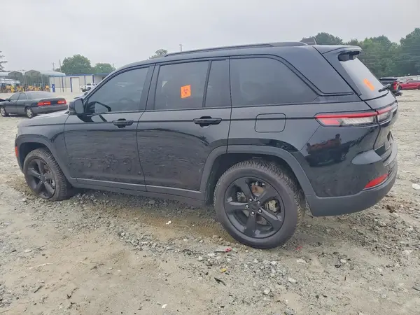 1C4RJGBG5PC510036 2023 JEEP GRAND CHEROKEE - Image 2