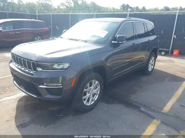 1C4RJGBG5PC648630 2023 JEEP GRAND CHEROKEE - Image 2