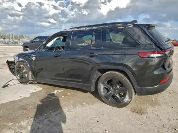 1C4RJGBG5RC142279 2024 JEEP GRAND CHEROKEE - Image 2