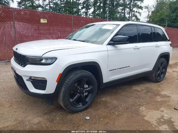1C4RJGBG6N8638723 2022 JEEP GRAND CHEROKEE - Image 2