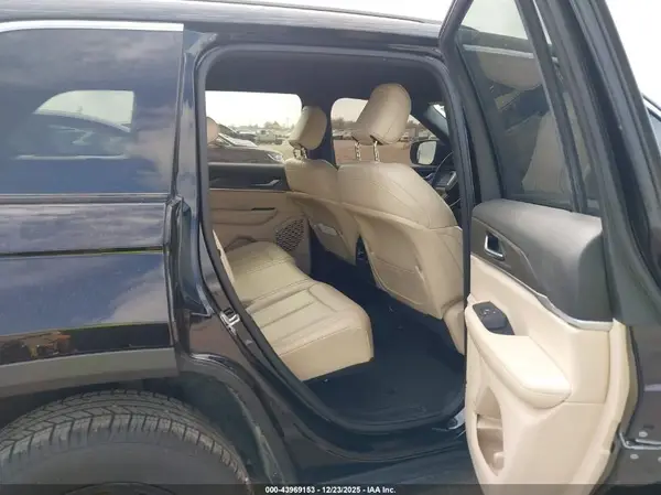 1C4RJGBG6PC544549 2023 JEEP GRAND CHEROKEE - Image 8