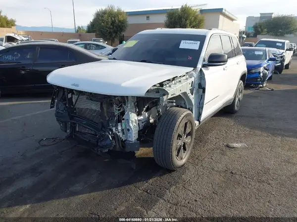 1C4RJGBG7N8567581 2022 JEEP GRAND CHEROKEE - Image 2