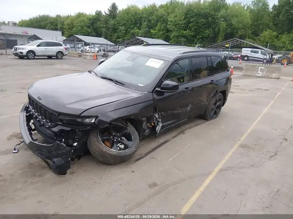 1C4RJGBG7P8722245 2023 JEEP GRAND CHEROKEE - Image 2