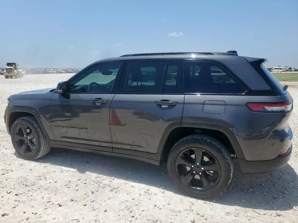 1C4RJGBG7RC221176 2024 JEEP GRAND CHEROKEE - Image 2