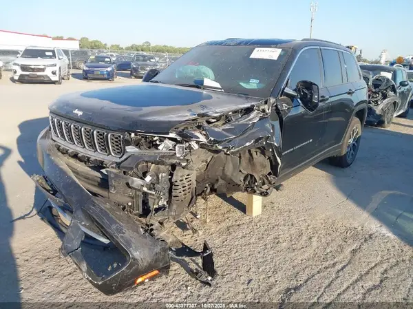 1C4RJGBG7RC258311 2024 JEEP GRAND CHEROKEE - Image 2