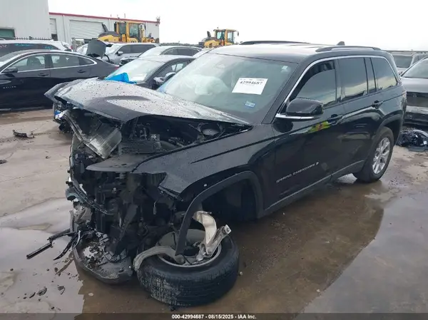 1C4RJGBG7RC709804 2024 JEEP GRAND CHEROKEE - Image 2