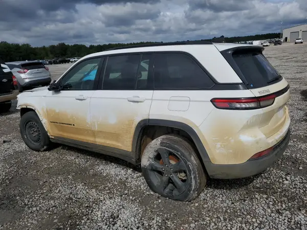 1C4RJGBG8PC534184 2023 JEEP GRAND CHEROKEE - Image 2