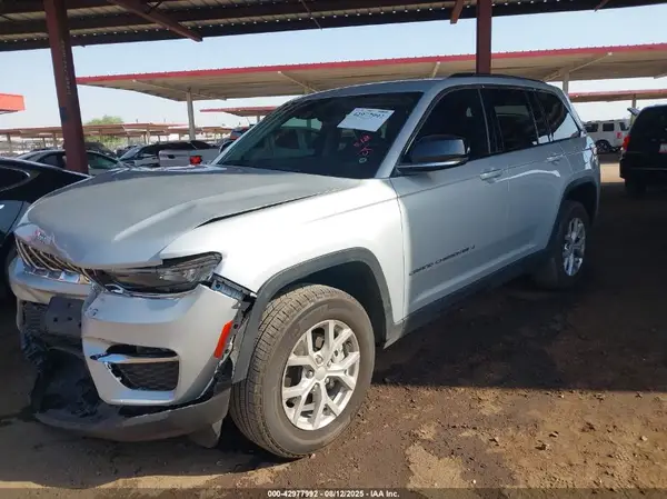 1C4RJGBG8PC629523 2023 JEEP GRAND CHEROKEE - Image 2