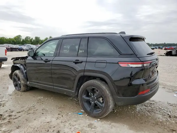 1C4RJGBG8RC718057 2024 JEEP GRAND CHEROKEE - Image 2