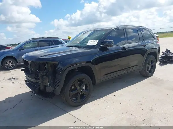 1C4RJGBG9RC105557 2024 JEEP GRAND CHEROKEE - Image 2