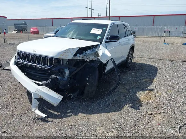 1C4RJGBG9RC186141 2024 JEEP GRAND CHEROKEE - Image 2
