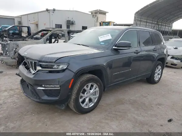 1C4RJGBG9RC708525 2024 JEEP GRAND CHEROKEE - Image 2