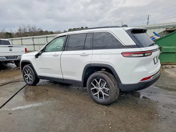 1C4RJGBG9SC324914 2025 JEEP GRAND CHEROKEE - Image 2