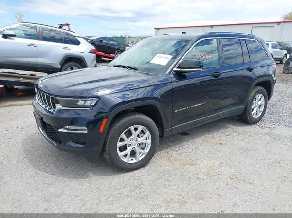 1C4RJGBGXP8855971 2023 JEEP GRAND CHEROKEE - Image 2