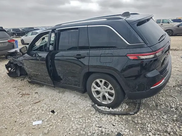 1C4RJGBGXPC534929 2023 JEEP GRAND CHEROKEE - Image 2