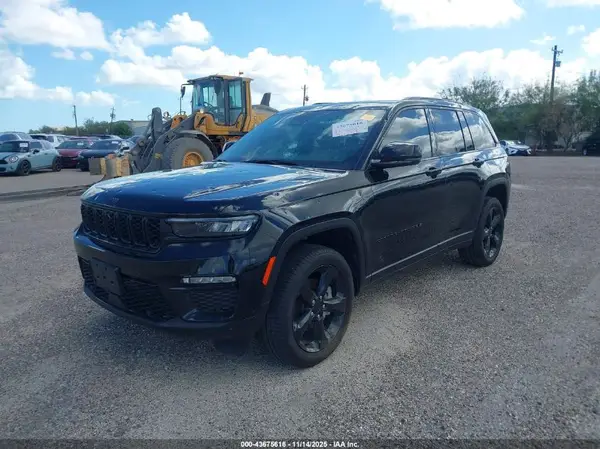 1C4RJGBGXRC237260 2024 JEEP GRAND CHEROKEE - Image 2