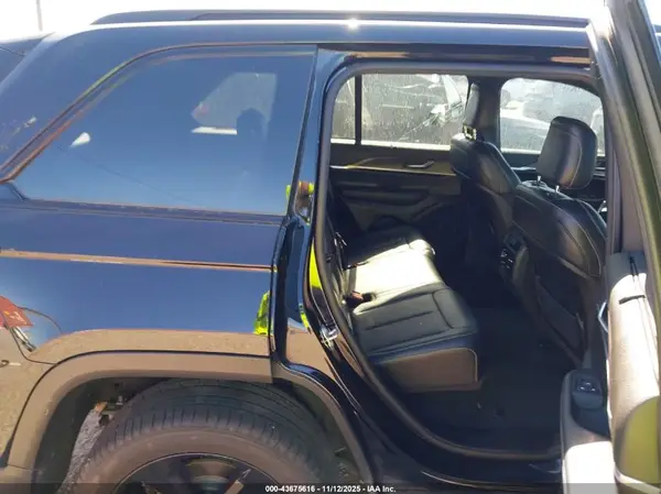 1C4RJGBGXRC237260 2024 JEEP GRAND CHEROKEE - Image 8