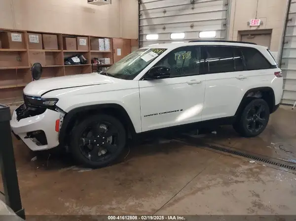 1C4RJHAG0N8616028 2022 JEEP GRAND CHEROKEE - Image 2