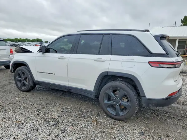 1C4RJHAG0PC515801 2023 JEEP GRAND CHEROKEE - Image 2