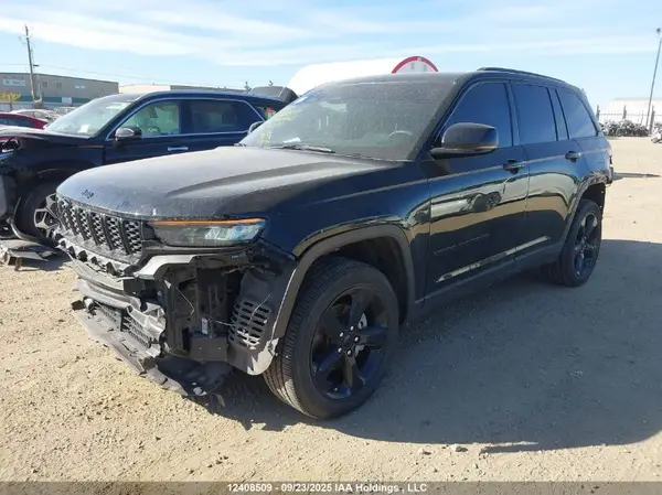 1C4RJHAG0PC523011 2023 JEEP GRAND CHEROKEE - Image 2