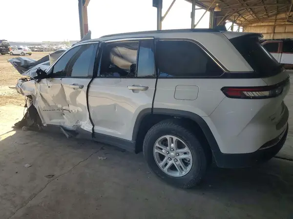 1C4RJHAG0PC566439 2023 JEEP GRAND CHEROKEE - Image 2